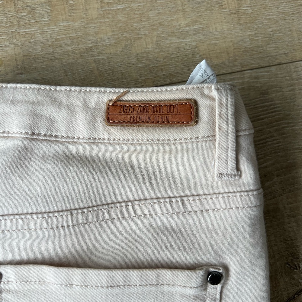 ZARA Cream Skinny Jeans - Picture 3 of 7